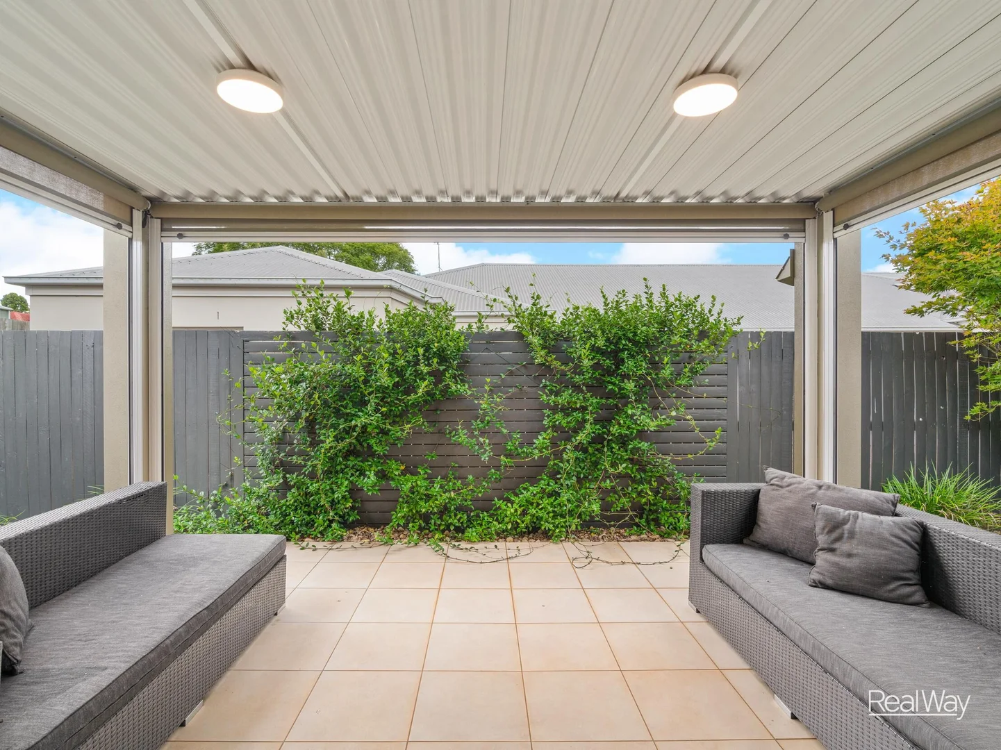 Additional image 10 of 3/245A Mackenzie Street, Centenary Heights QLD 4350