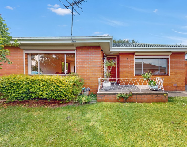 4 Kaye Court, Coburg VIC 3058