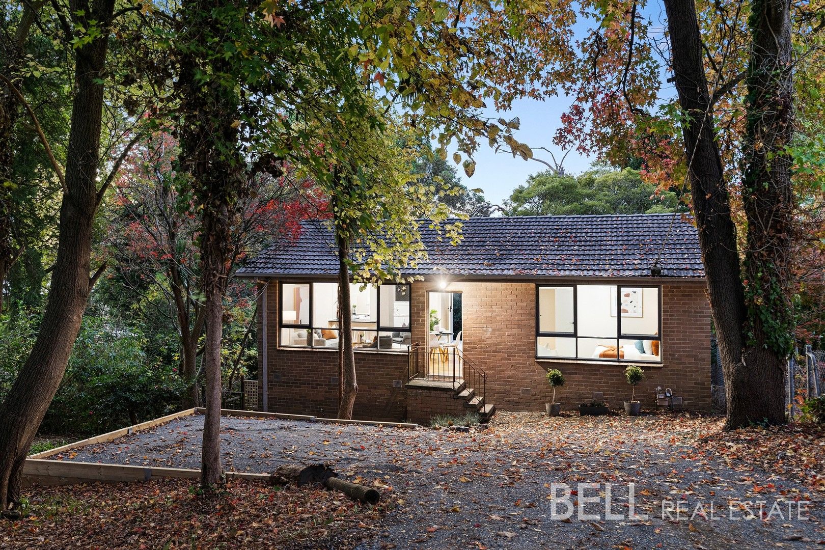 1015 Mount Dandenong Tourist Road, Montrose VIC 3765 Domain