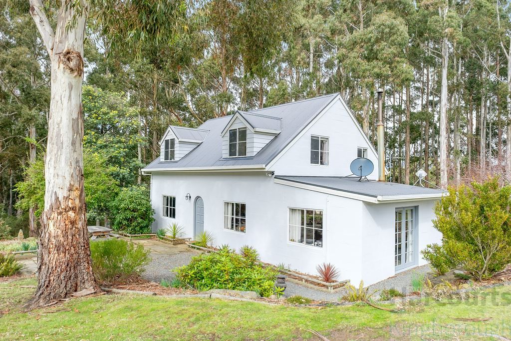 685 Leslie Road, Leslie Vale TAS 7054, Image 0