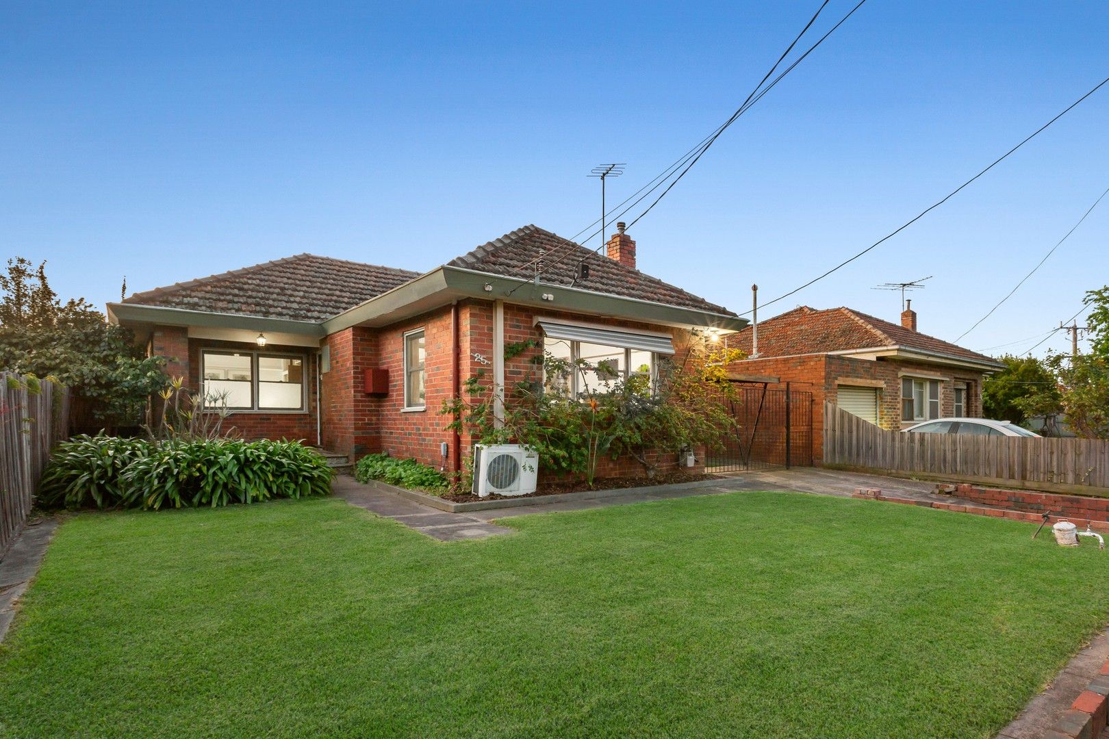 3 bedrooms House in 25 Robb Street RESERVOIR VIC, 3073