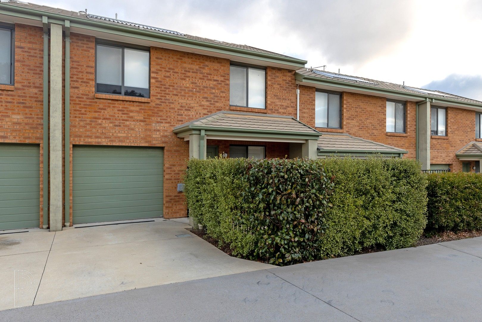 3 bedrooms Apartment / Unit / Flat in 13/41 Lawrenson Circuit JACKA ACT, 2914
