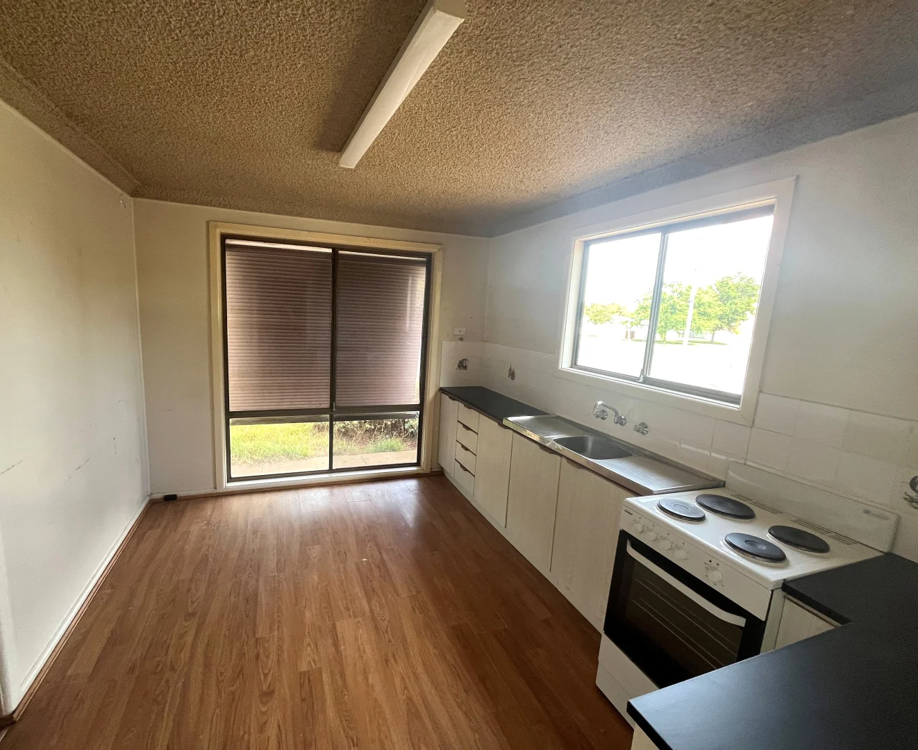 Additional image 5 of 1/218 High Street, Hillston NSW 2675