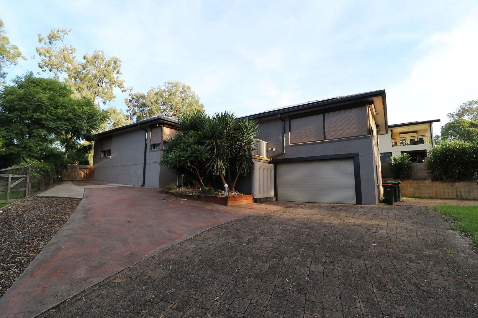 4 bedrooms House in 28 Bowman Avenue CAMDEN SOUTH NSW, 2570
