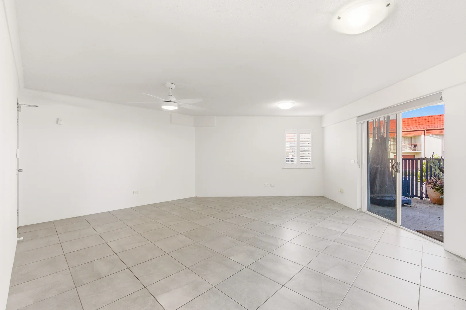 Additional image 4 of 3/458 Esplanade, Torquay QLD 4655