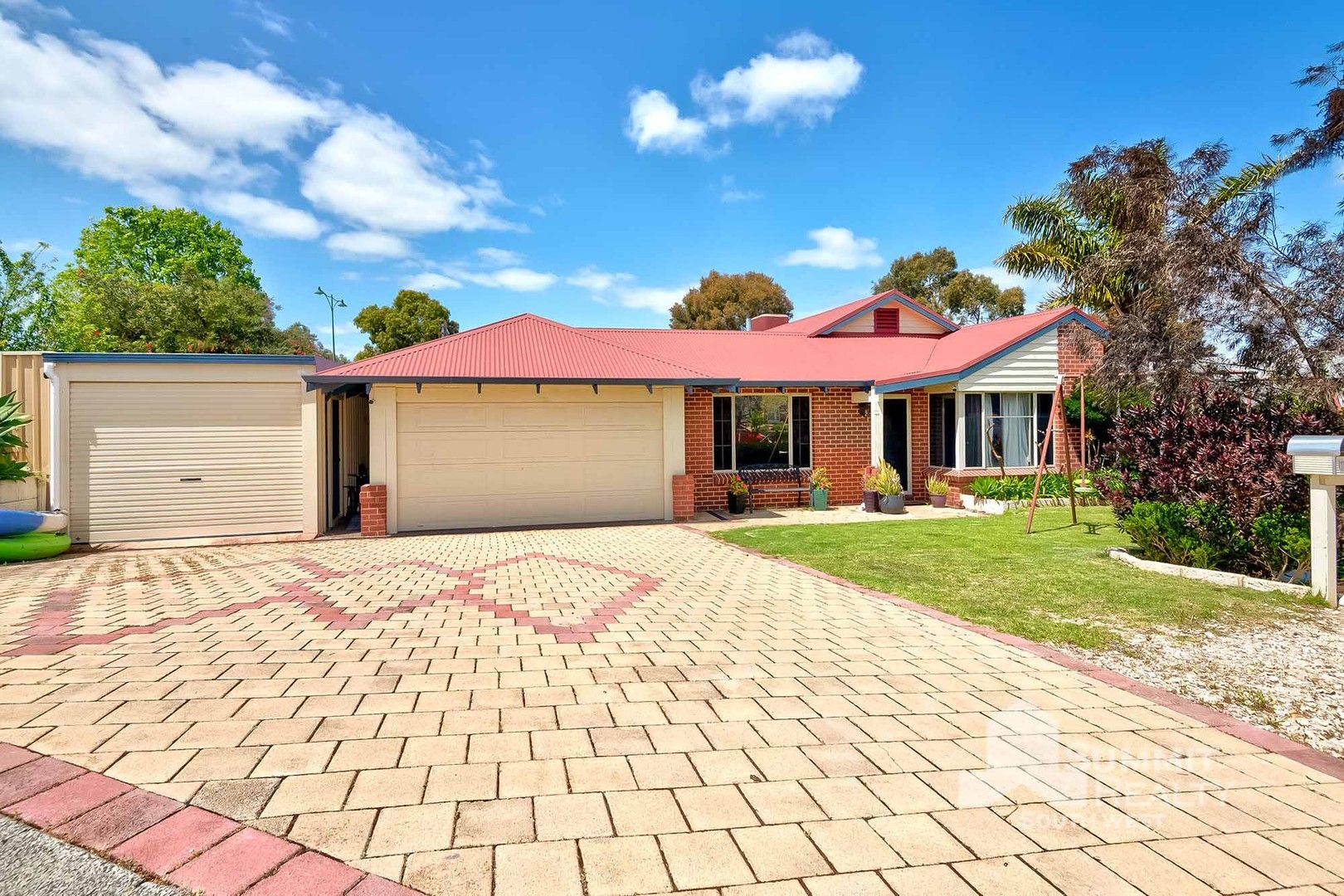 10 Hereford Place, Eaton WA 6232, Image 0