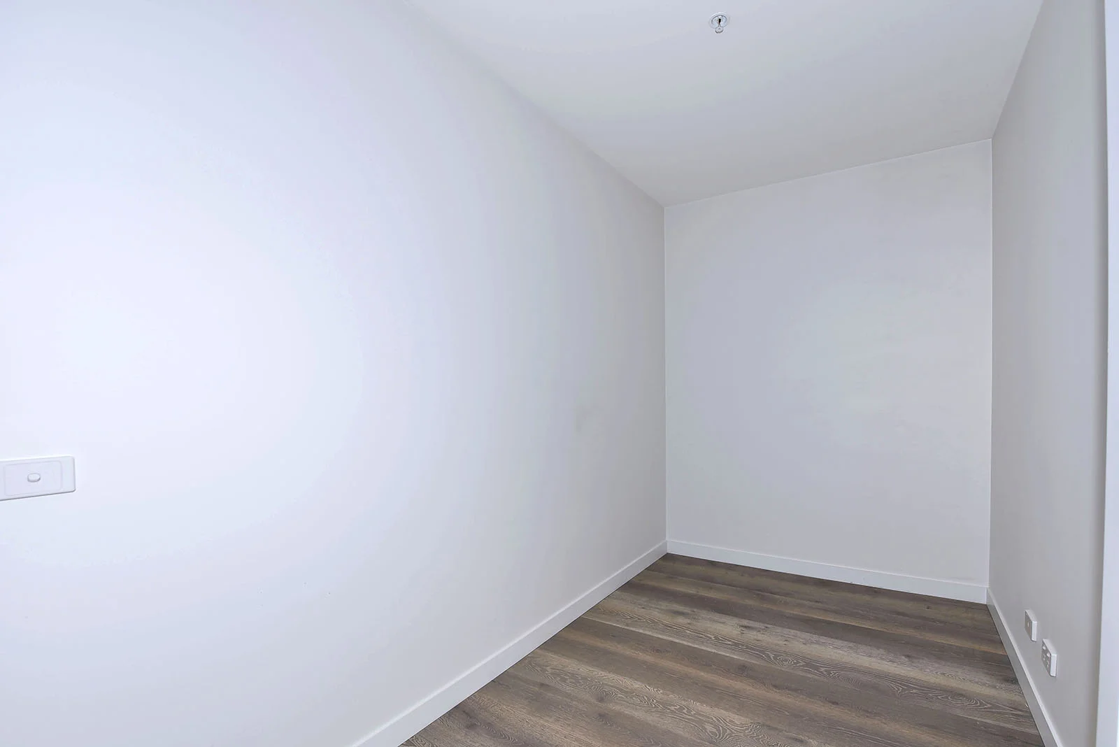 Additional image 4 of 410/19 Russell St, Essendon VIC 3040