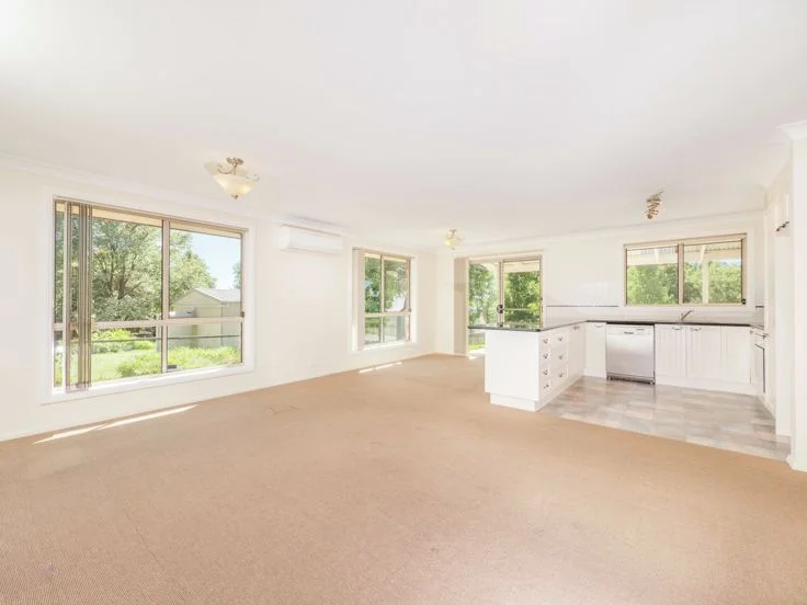 Additional image 3 of 11 Rowan Avenue, Uralla NSW 2358