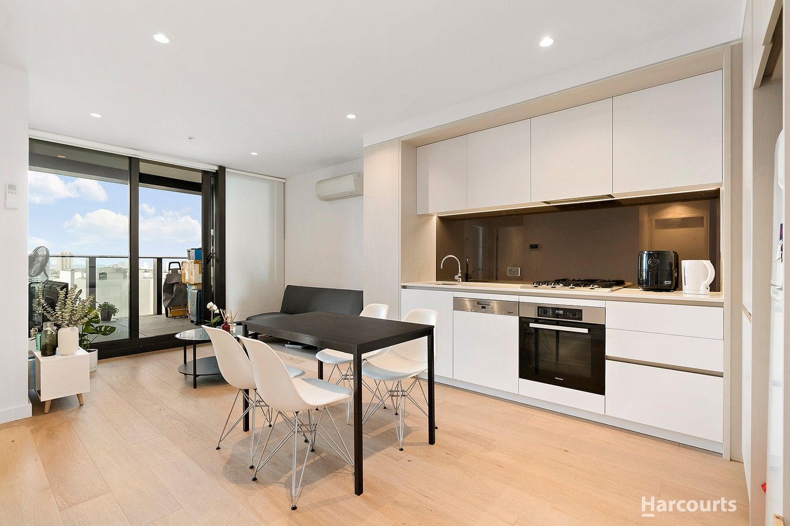 2 bedrooms Apartment / Unit / Flat in 1510/628 Flinders Street DOCKLANDS VIC, 3008