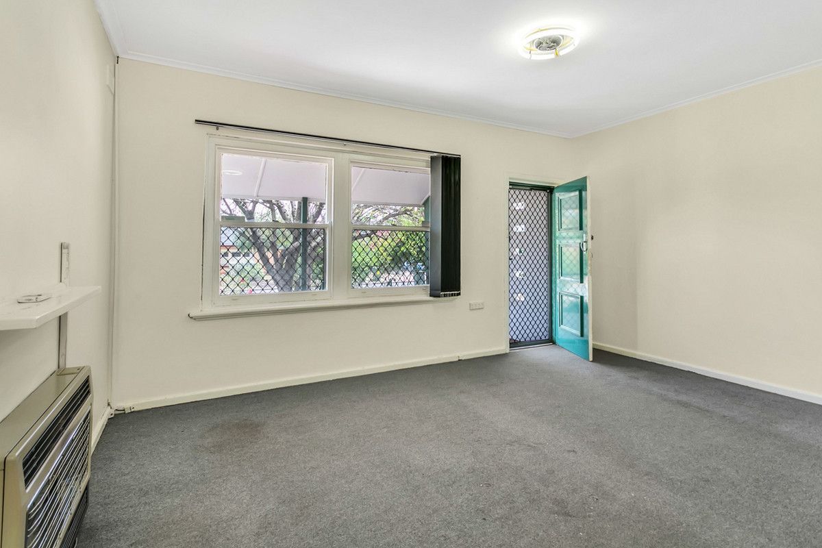 10 Sullivan Road, Elizabeth Park SA 5113, Image 2