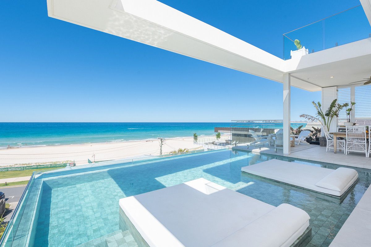 4 bedrooms House in 662 Pacific Parade TUGUN QLD, 4224