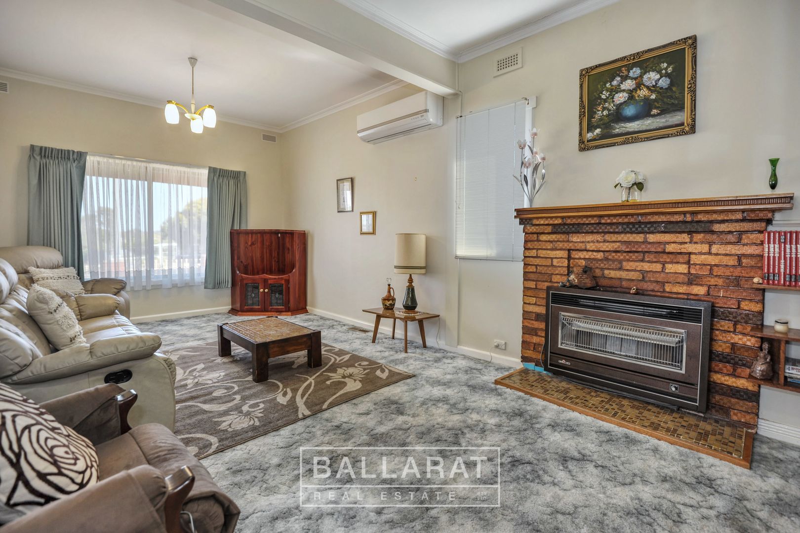 10 Outtrim Street, Maryborough VIC 3465, Image 1