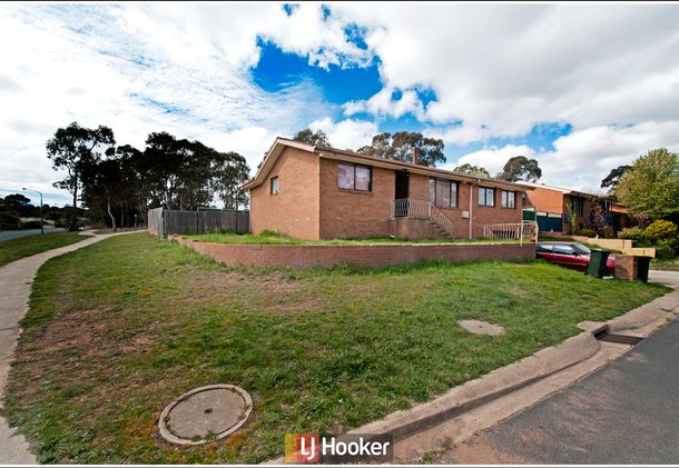 1 Schaffer Place, Charnwood ACT 2615