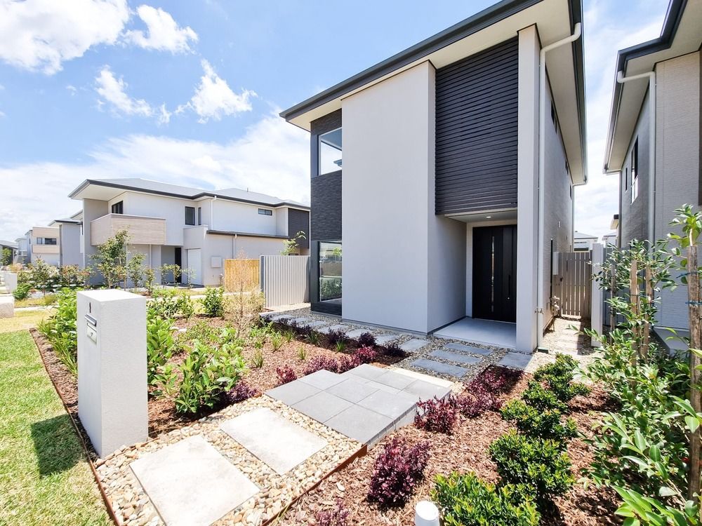 3 bedrooms House in 7 Mandalay Avenue GLEDSWOOD HILLS NSW, 2557