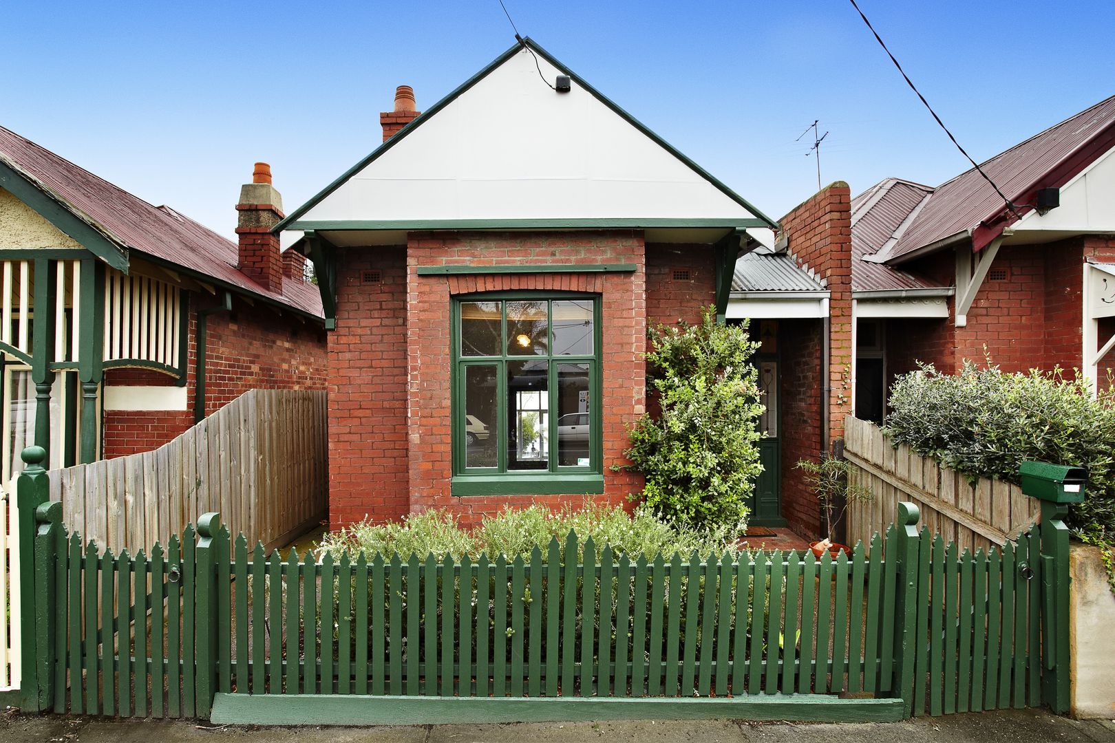 2 bedrooms House in 194 Coppin Street RICHMOND VIC, 3121
