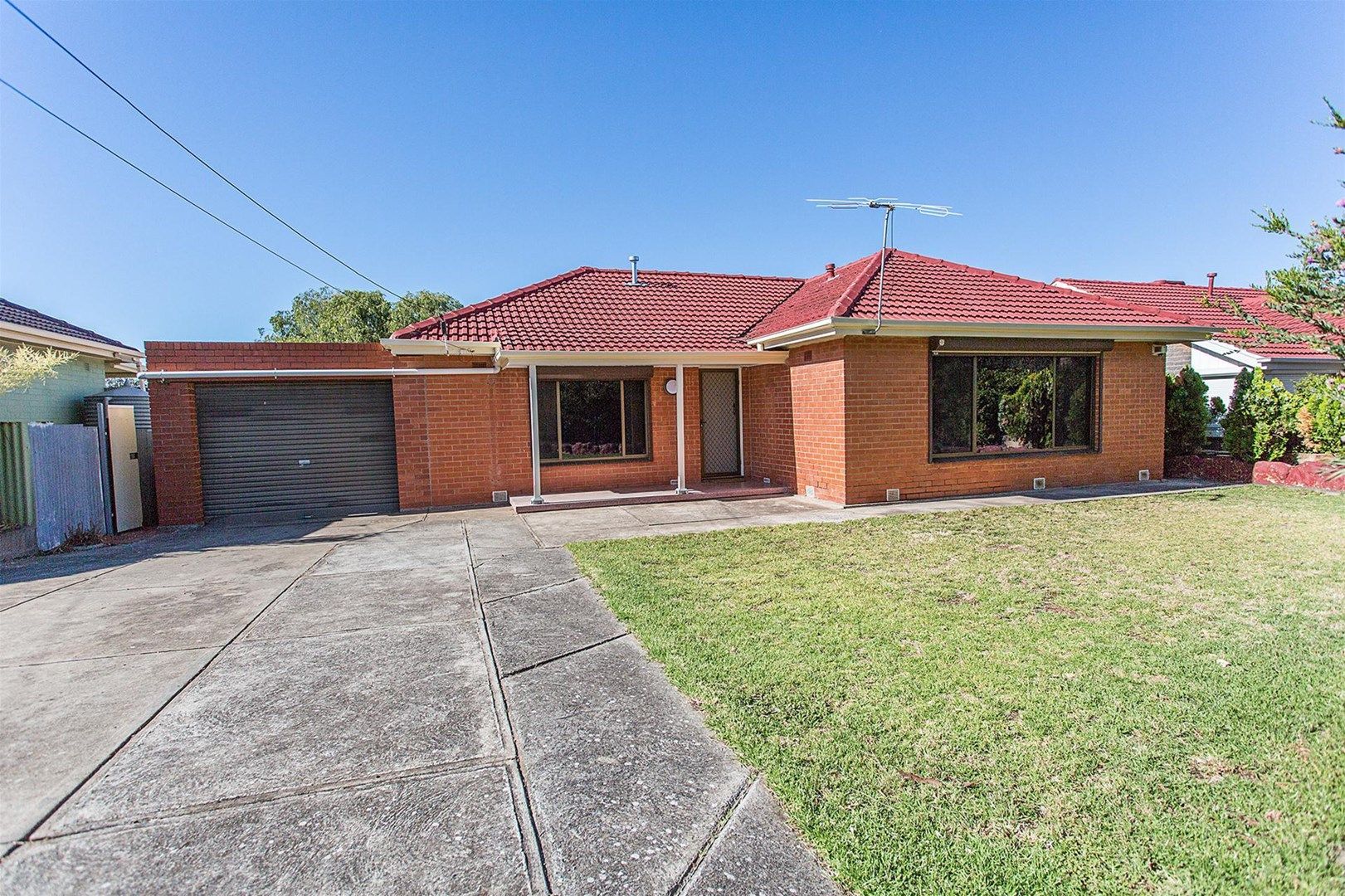 10 Guthrie Road, Christies Beac Property History & Address Research