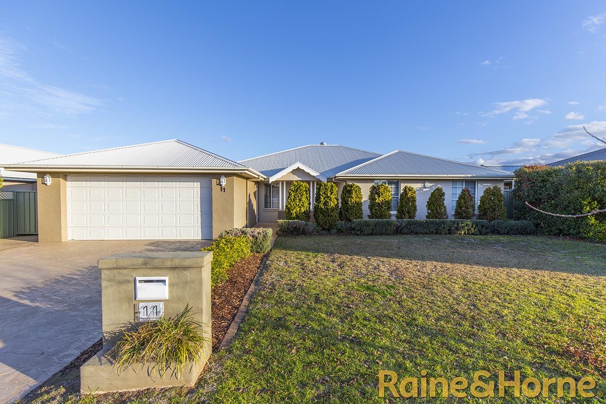 11 Holmwood Drive, Dubbo NSW 2830, Image 0