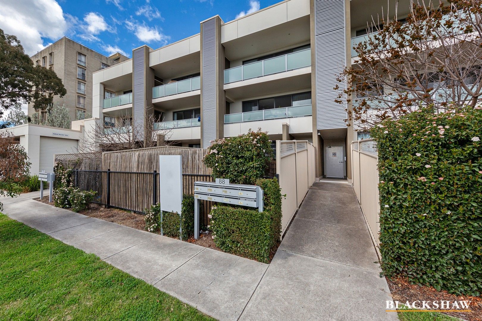 2 bedrooms Apartment / Unit / Flat in 7/88 Henderson Road QUEANBEYAN NSW, 2620
