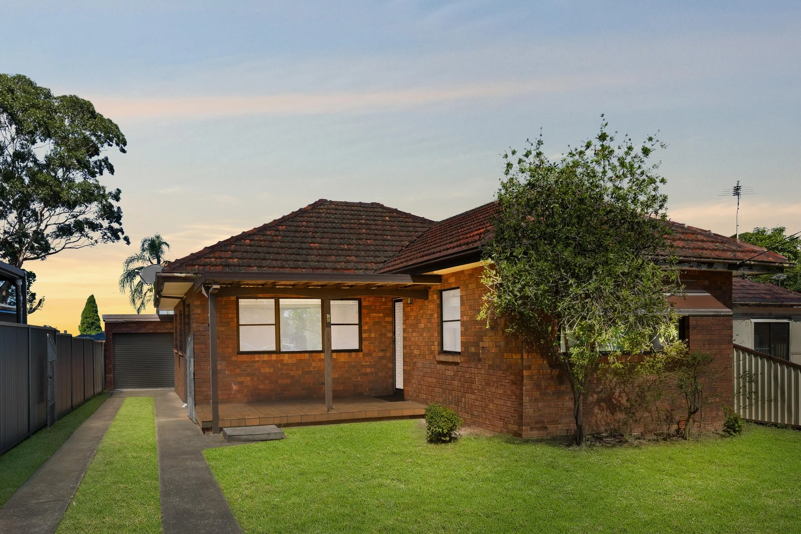 46 Canarys Road, Roselands NSW 2196