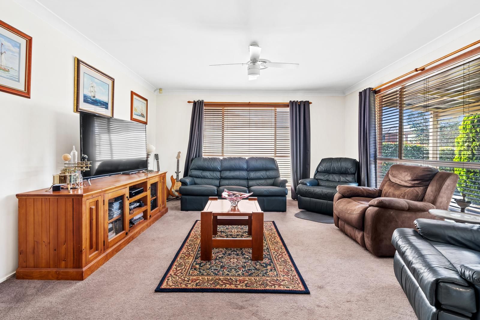 37 Canterbury Drive, Raworth NSW 2321, Image 2