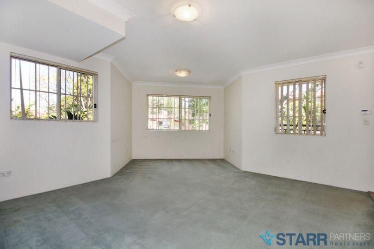 6/10 Addlestone Road, Merrylands NSW 2160, Image 2