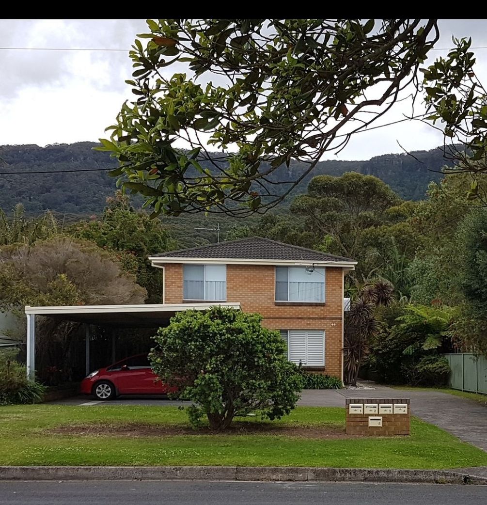 2 bedrooms Apartment / Unit / Flat in UNIT 4/44 REDMAN AVENUE THIRROUL NSW, 2515