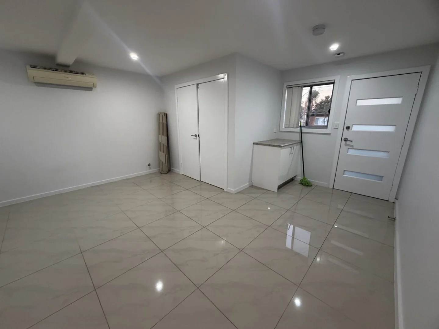 1/5 Queen street, Guildford West NSW 2161