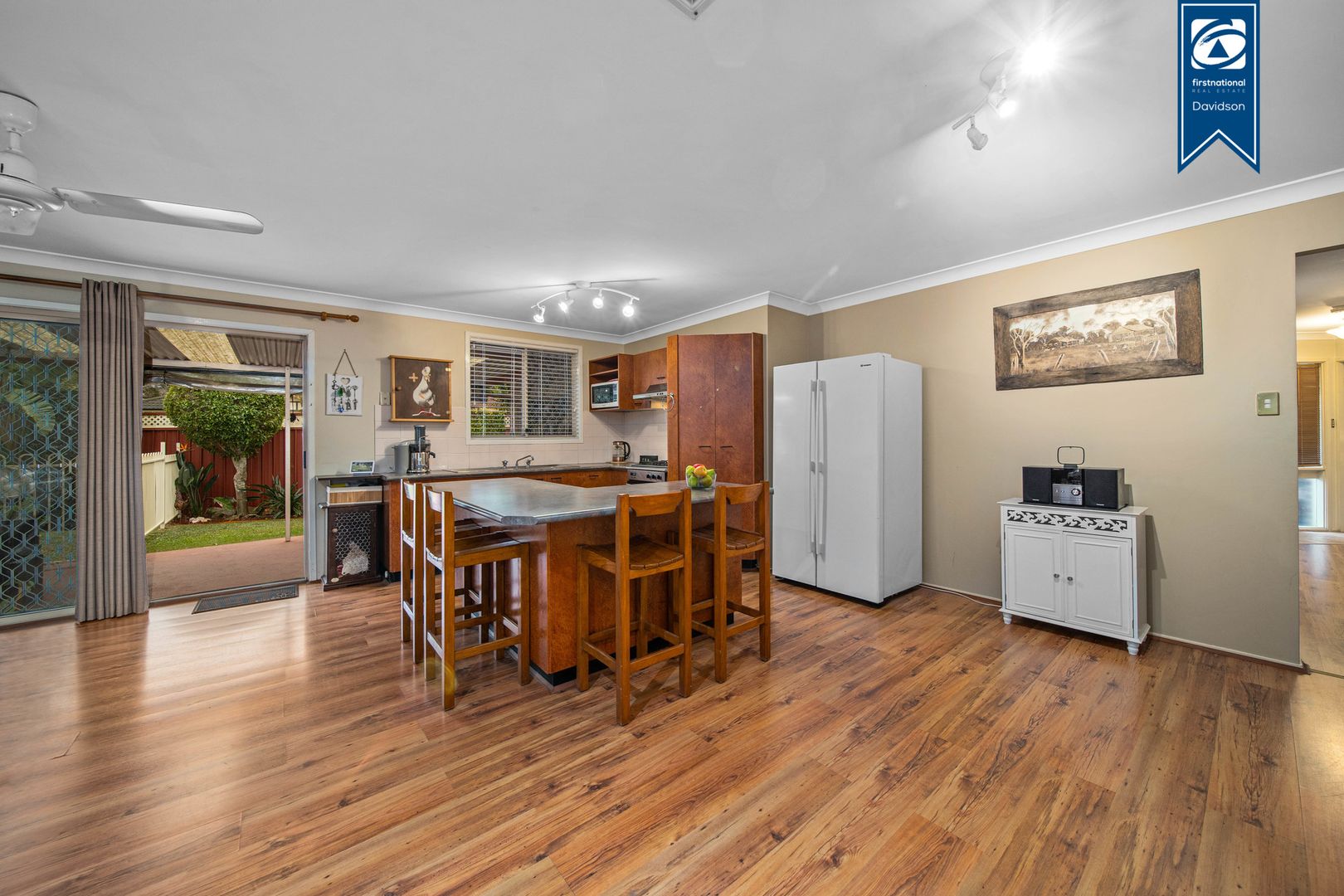 24 Chauvel Avenue, Wattle Grove NSW 2173, Image 2