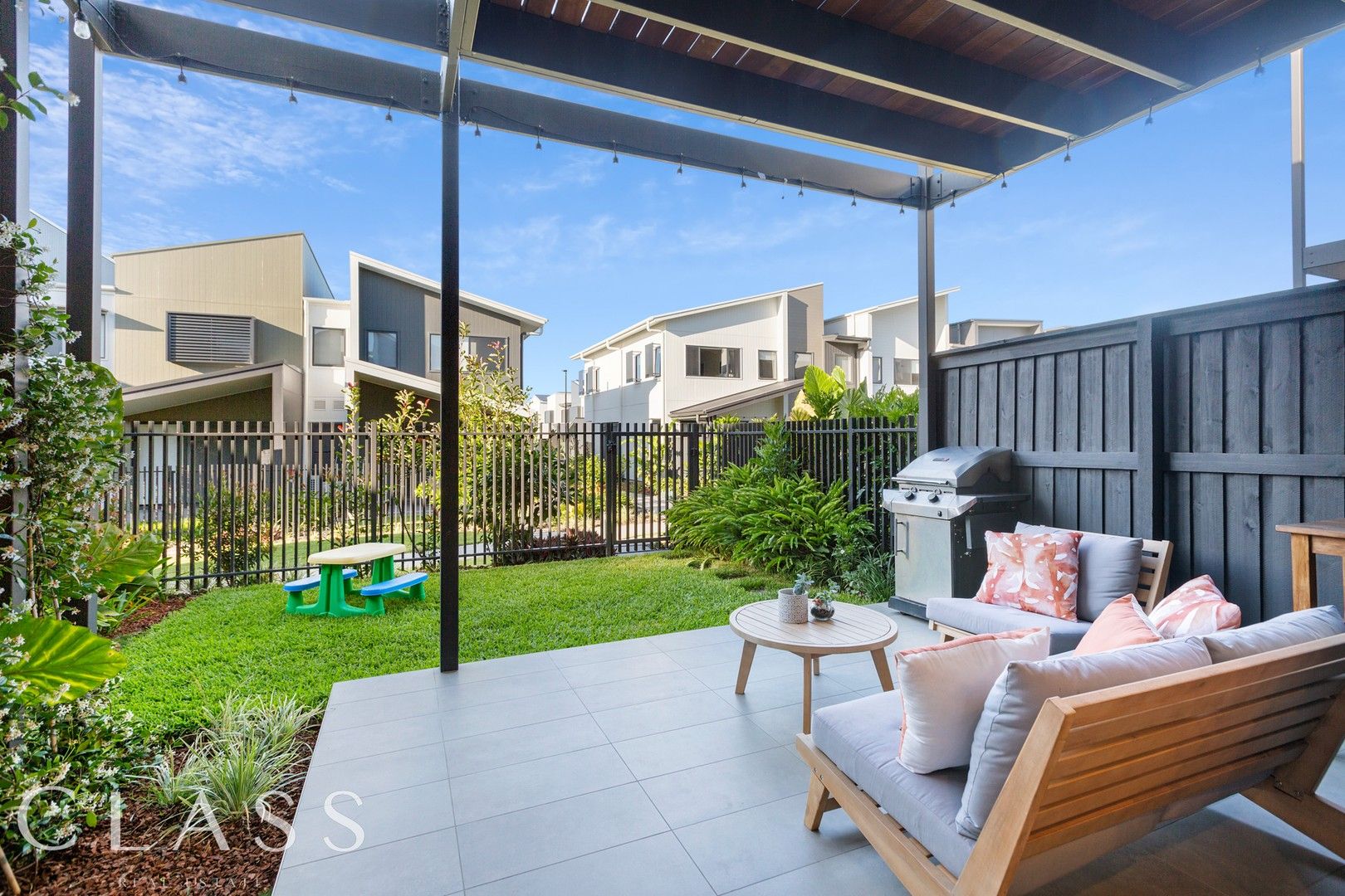 4 bedrooms Townhouse in 67/9 Ellen Street CARINA QLD, 4152