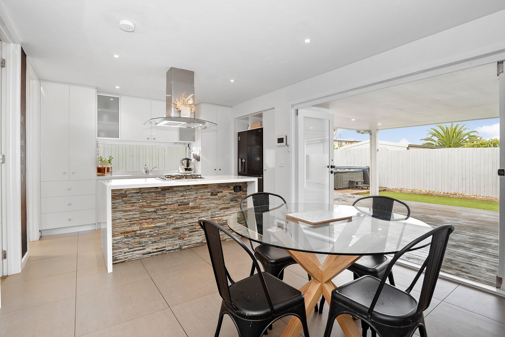 4 Coveside Avenue, Safety Beach VIC 3936 Townhouse For Rent Domain