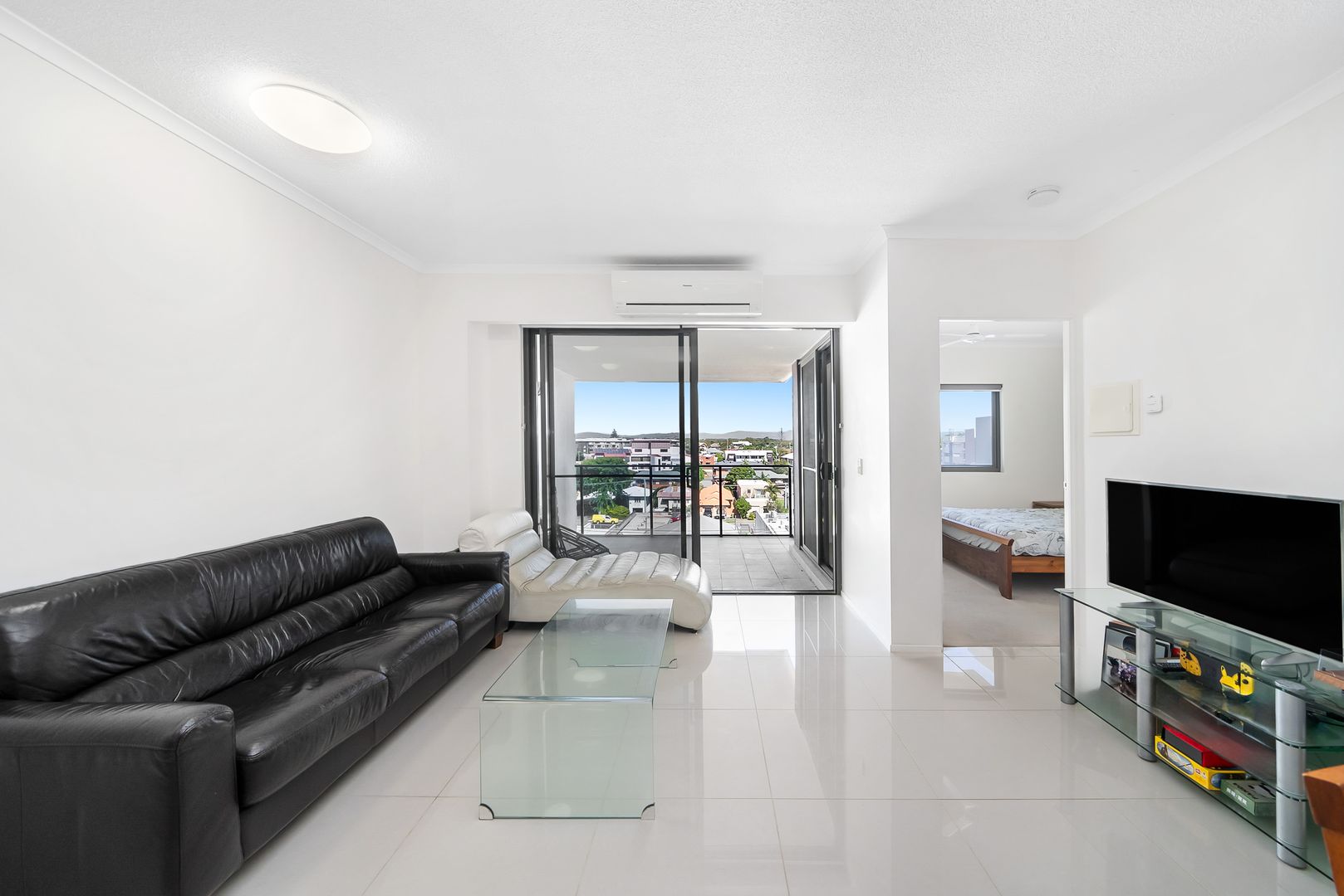 29/171 Scarborough Street, Southport QLD 4215, Image 2