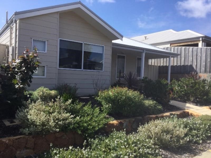 3 bedrooms House in 6 Rapids Landing Avenue MARGARET RIVER WA, 6285