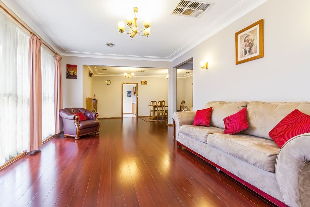 1 Morocco Court, Glen Waverley VIC 3150, Image 2