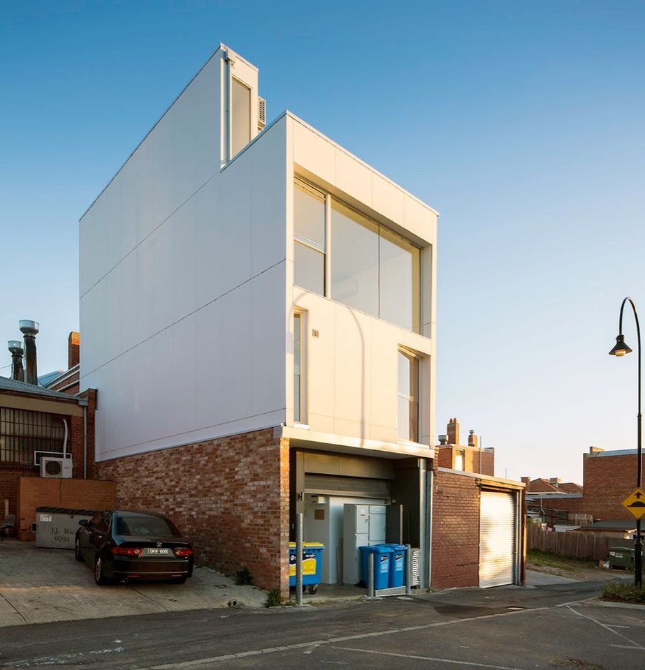 3 bedrooms Townhouse in 199A Upper Heidelberg Road IVANHOE VIC, 3079