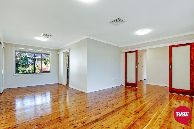 18 Mulgray Avenue, Baulkham Hills NSW 2153, Image 1