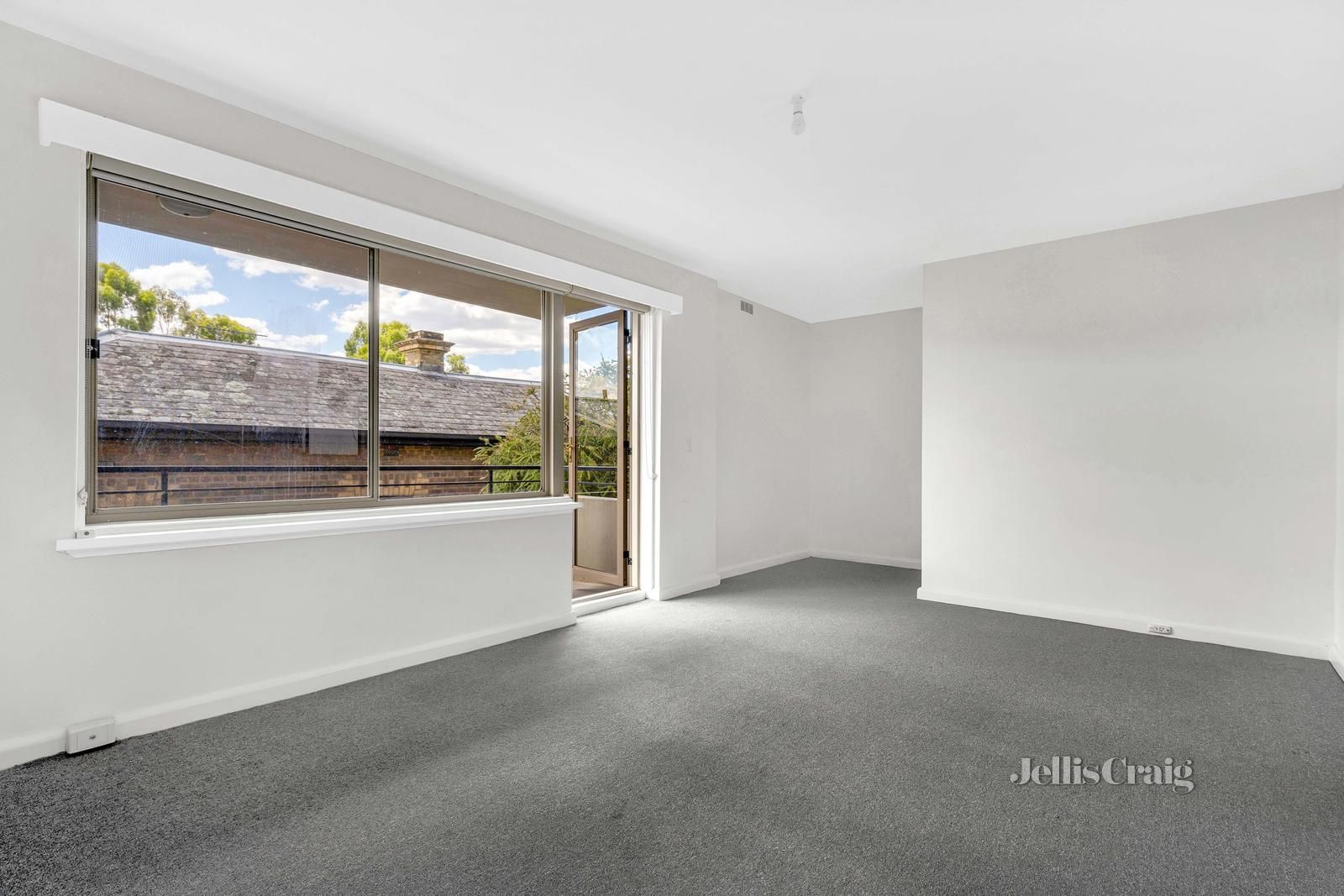 4/117 Manningham Street, Parkville VIC 3052, Image 2