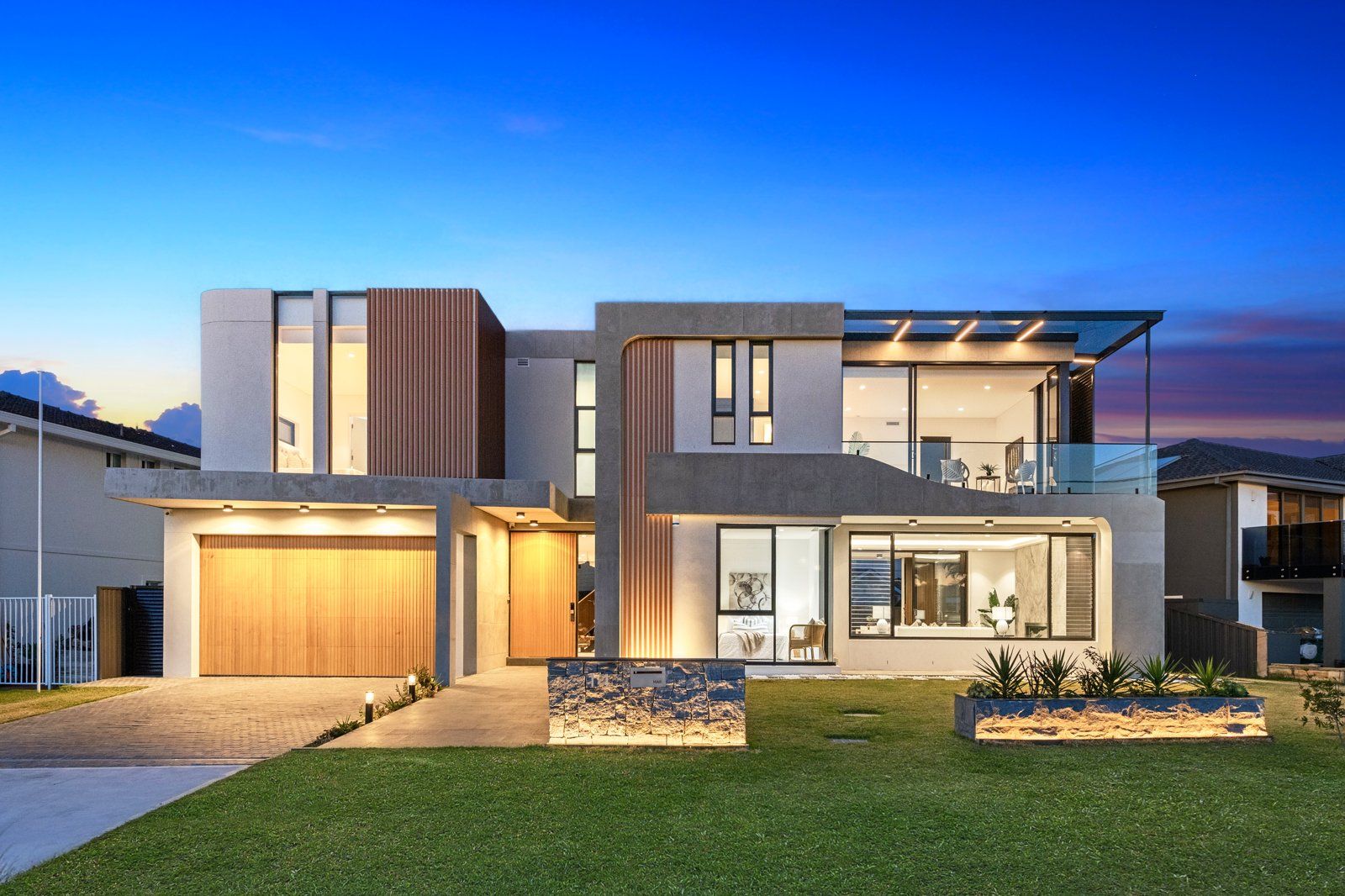 5 bedrooms House in 14 Hawkesbury Esplanade SYLVANIA WATERS NSW, 2224