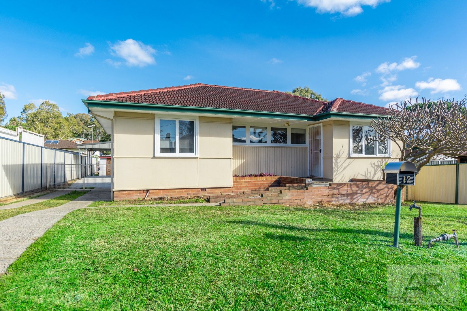 12 Guligal Road, Dapto NSW 2530 House For Rent 495 Domain