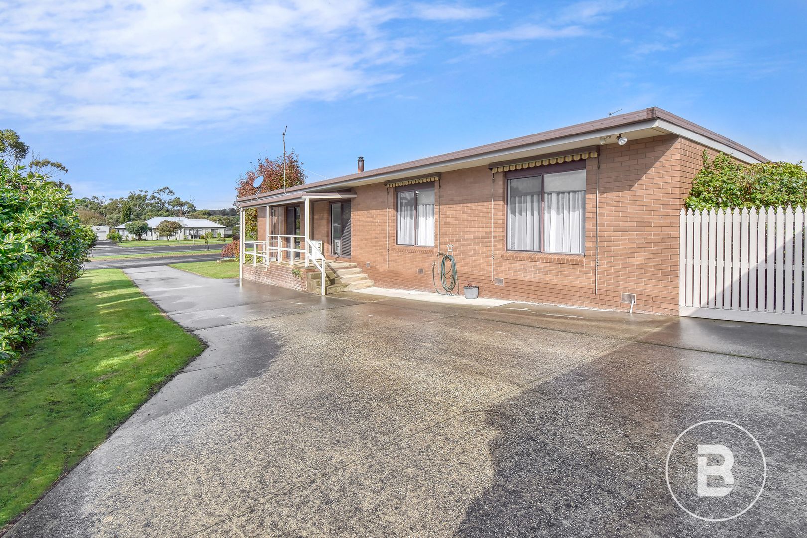 12 Park Road, Beaufort VIC 3373, Image 1