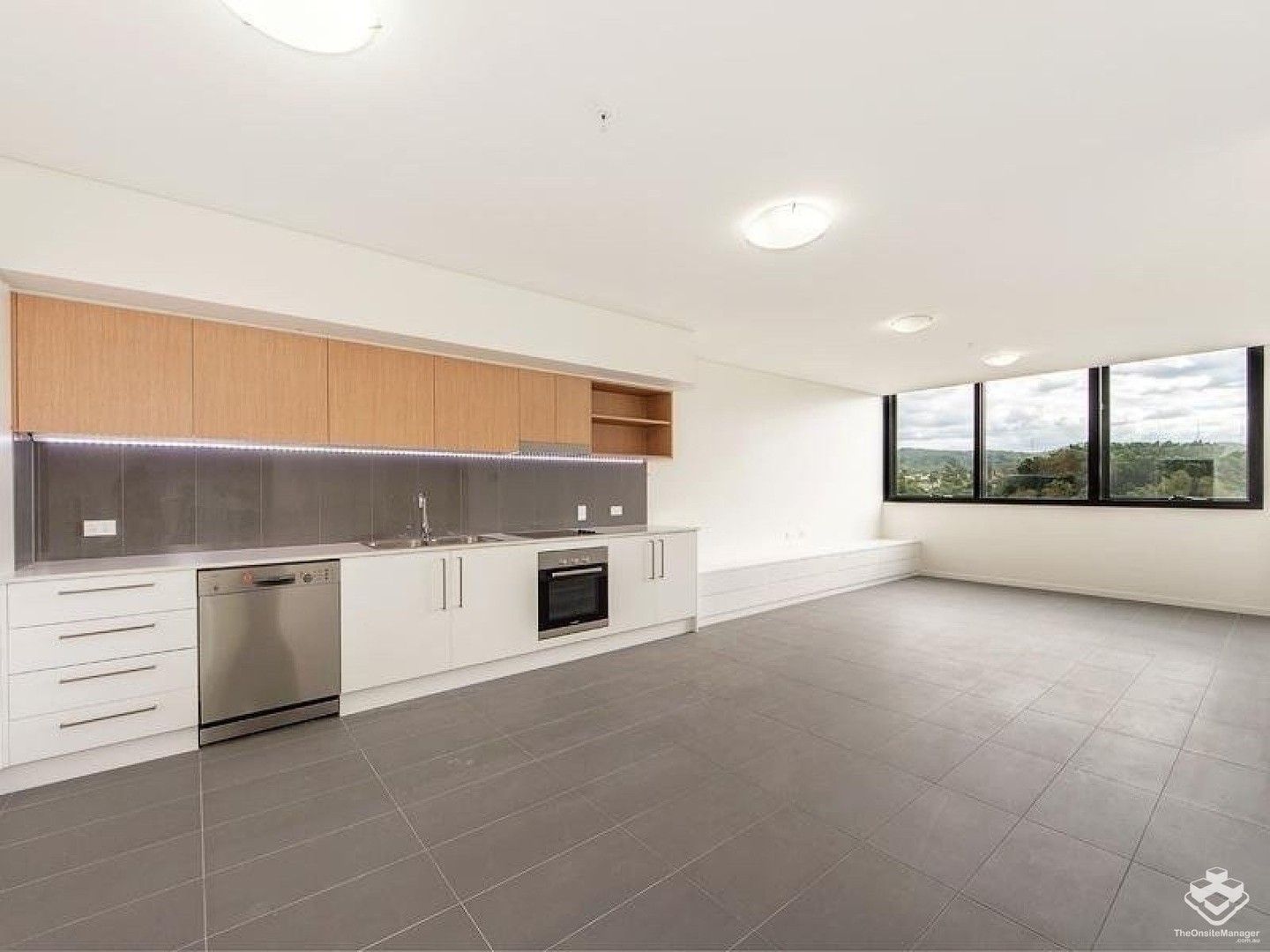 1 bedrooms Apartment / Unit / Flat in ID:21122235/6 Land Street TOOWONG QLD, 4066