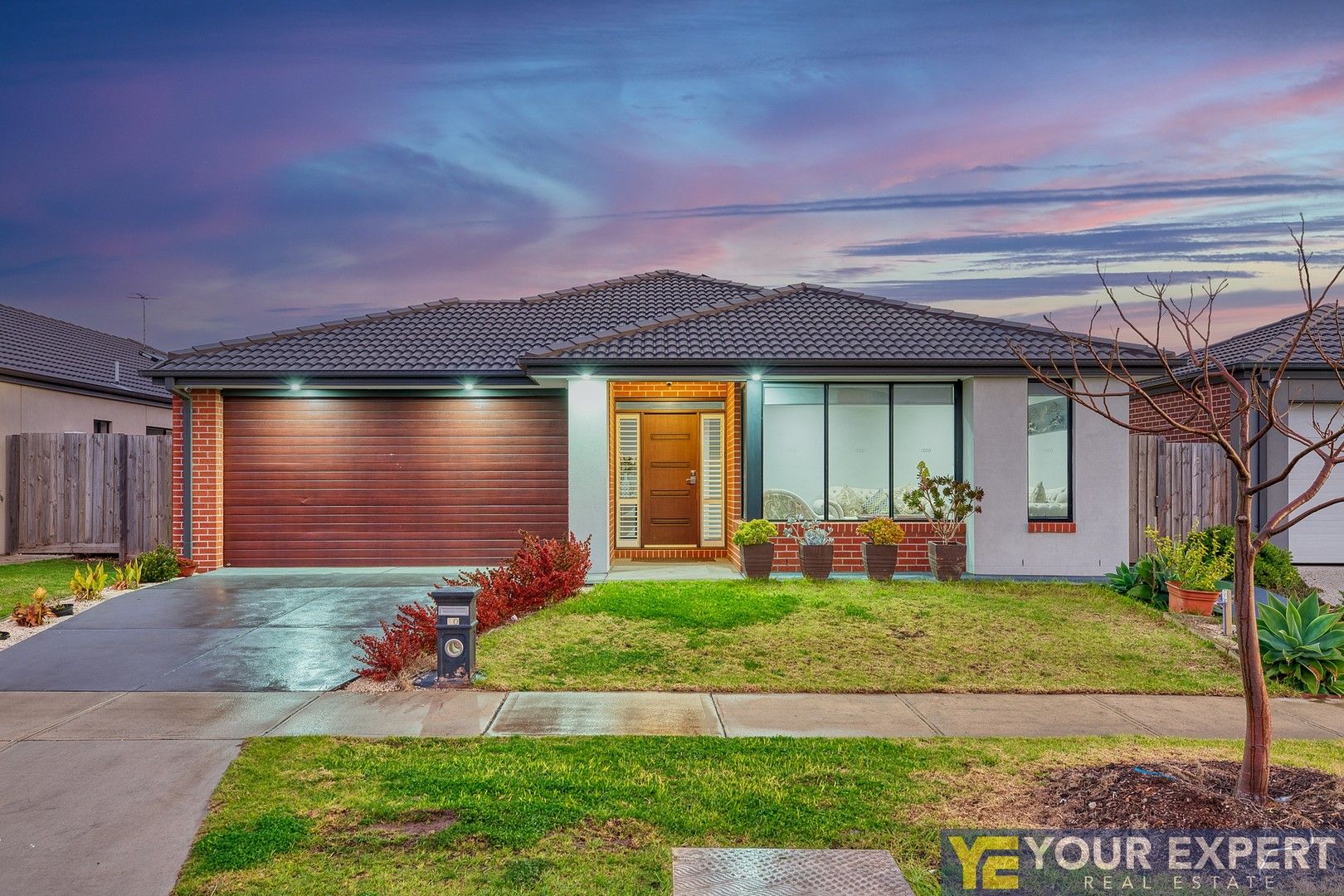 4 bedrooms House in 10 Shulze Drive CLYDE NORTH VIC, 3978