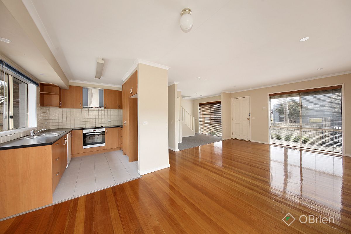 4 bedrooms House in 36 Franklyn Street OAKLEIGH EAST VIC, 3166