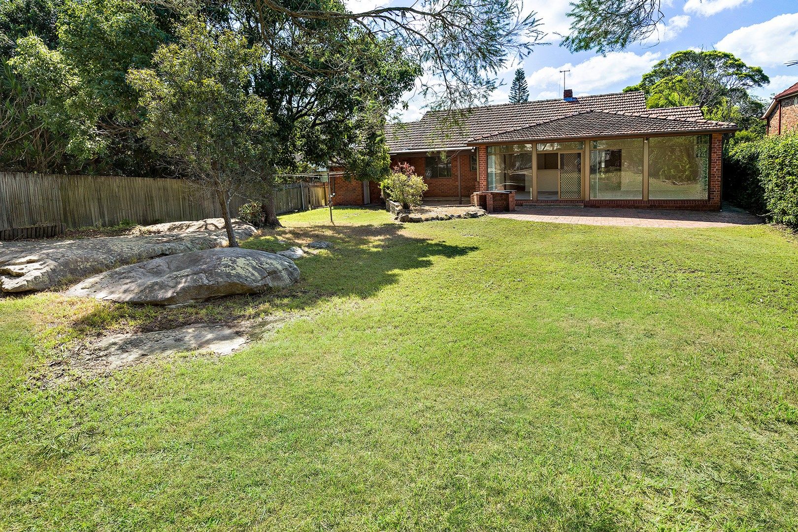 27 Alan Avenue, Seaforth NSW 2092, Image 0