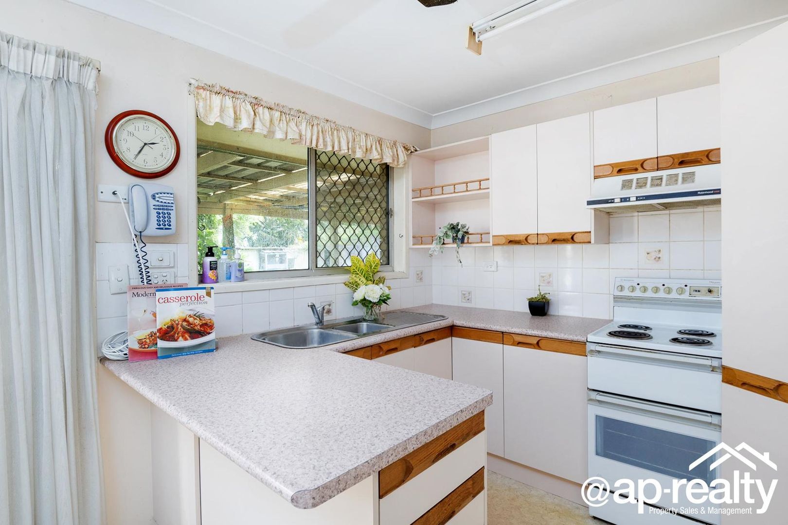 10 Thistlebank Street, Durack QLD 4077, Image 2