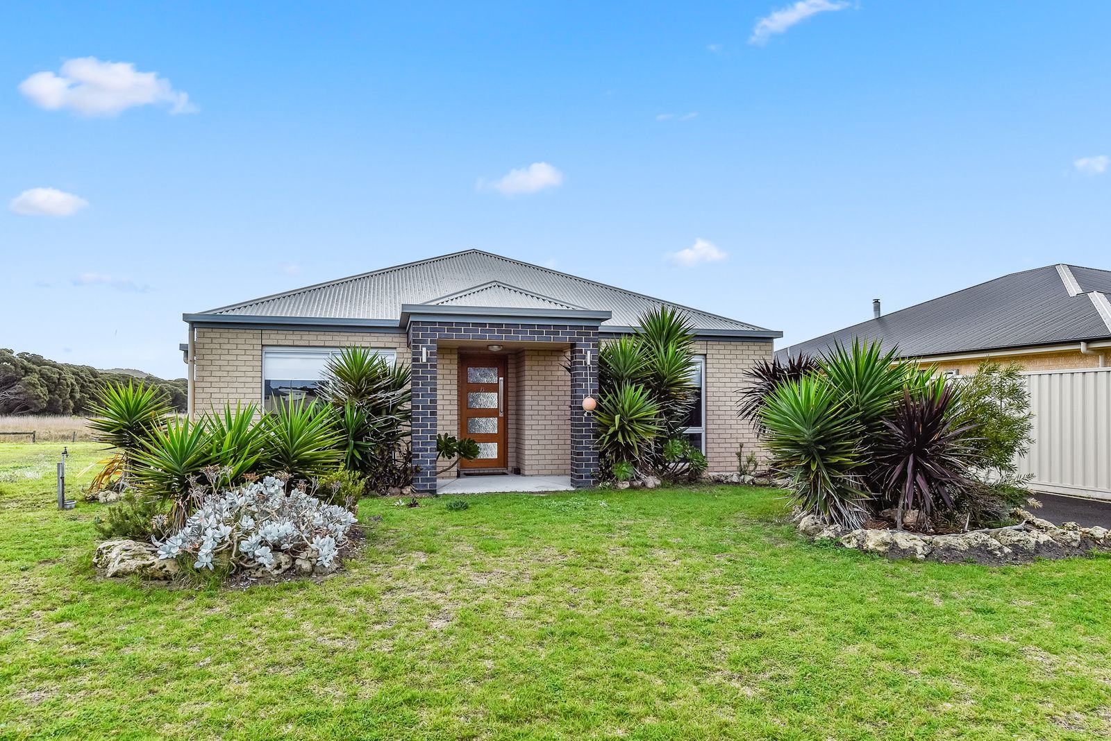 15 Linnell Drive, Beachport SA 5280, Image 0