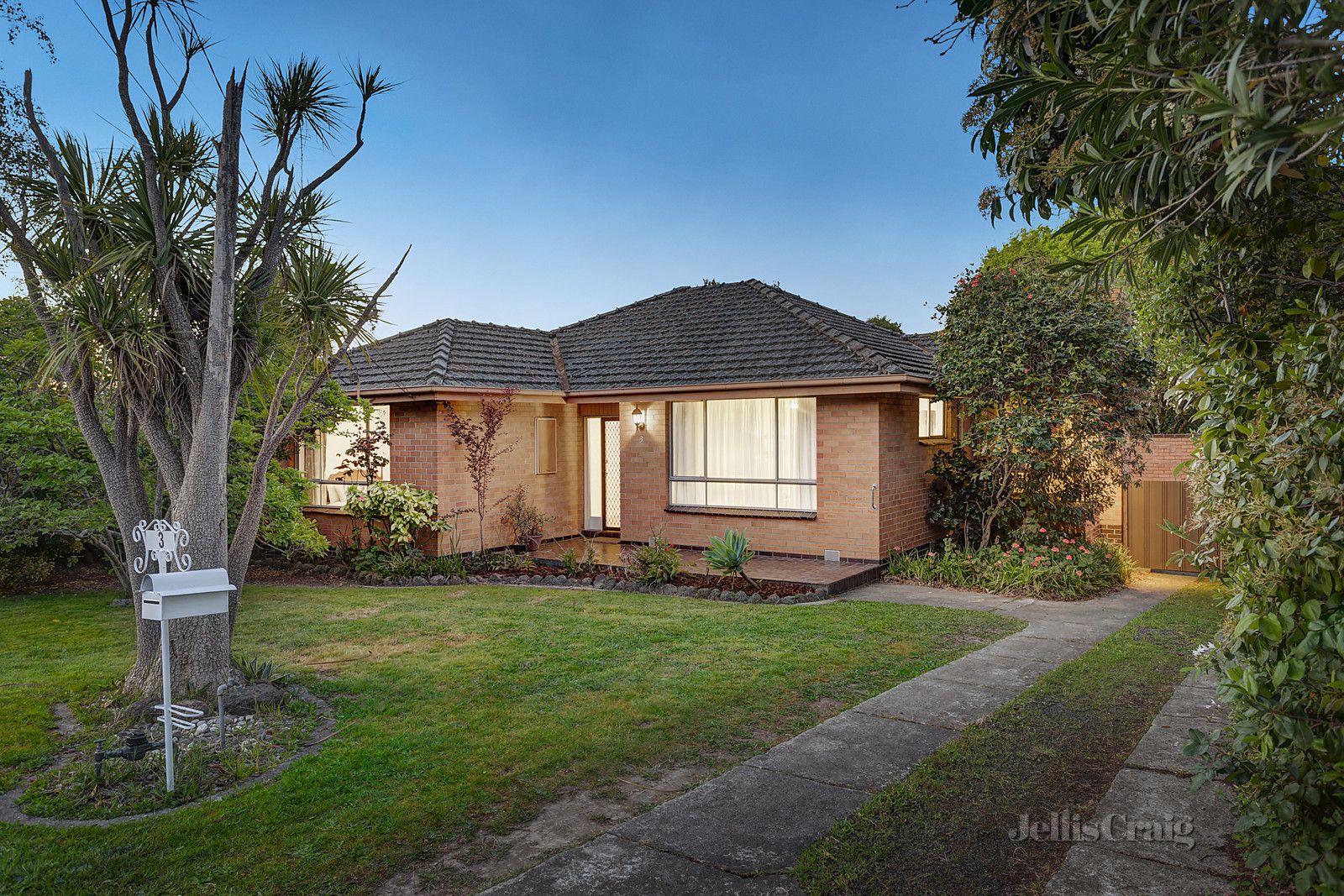 3 Dale Court, Blackburn North VIC 3130, Image 0