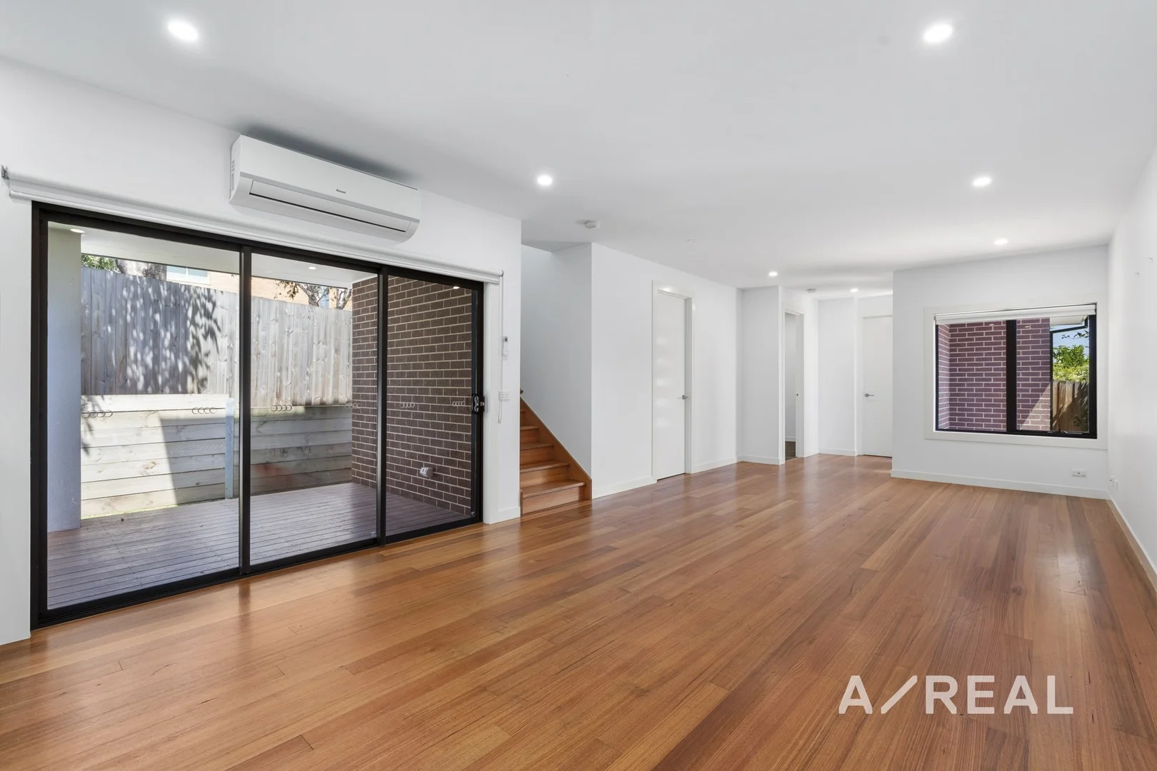 Primary image of 4/22 Hiscock St, Chadstone VIC 3148