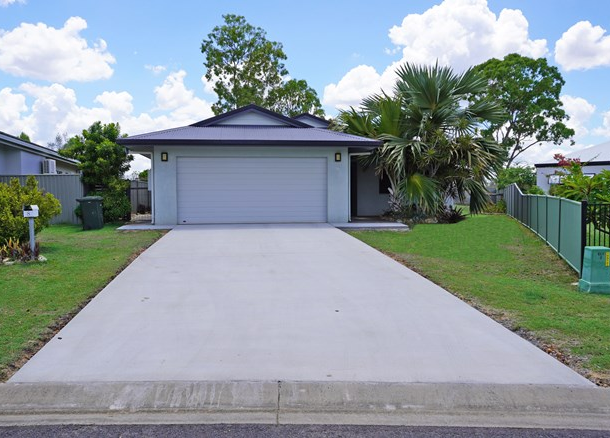 8 Eli Close, Mareeba QLD 4880