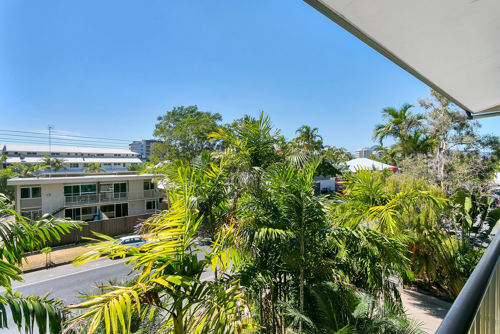 9/49-51 Digger Street, Cairns North QLD 4870, Image 1