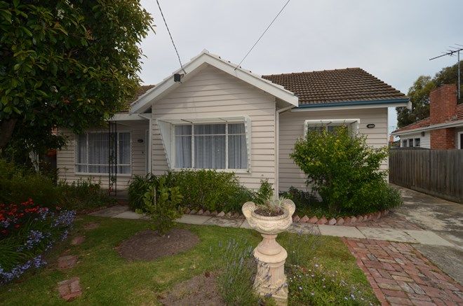 Picture of 11 Little Avenue, HAMLYN HEIGHTS VIC 3215